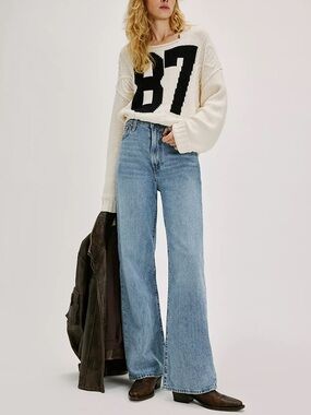 Levi’s Ribcage Wide Leg Jeans Light Wash High Rise W28 L32